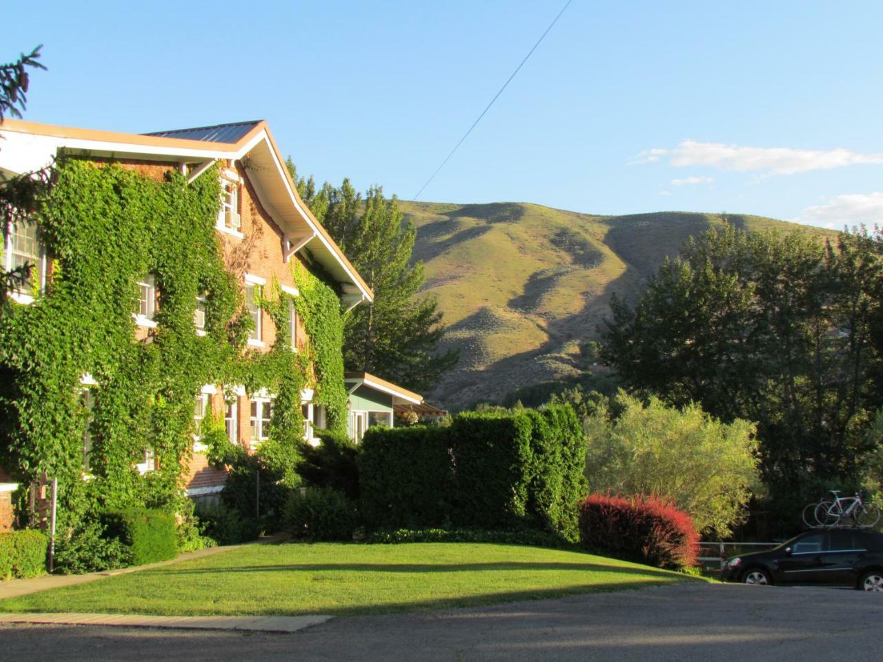 Warm Springs Inn & Winery Sunnyslope Exterior foto